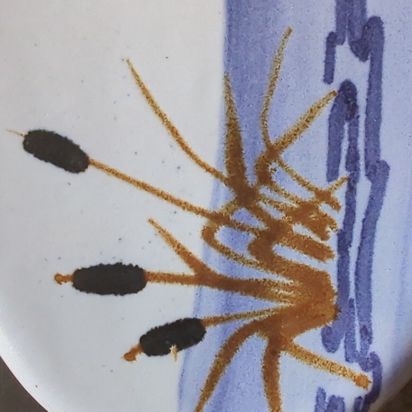 Studio Pottery Handmade Cattails Pond Signed Stoneware Ceramic Oval Trivet 6 " - Picture 3 of 3